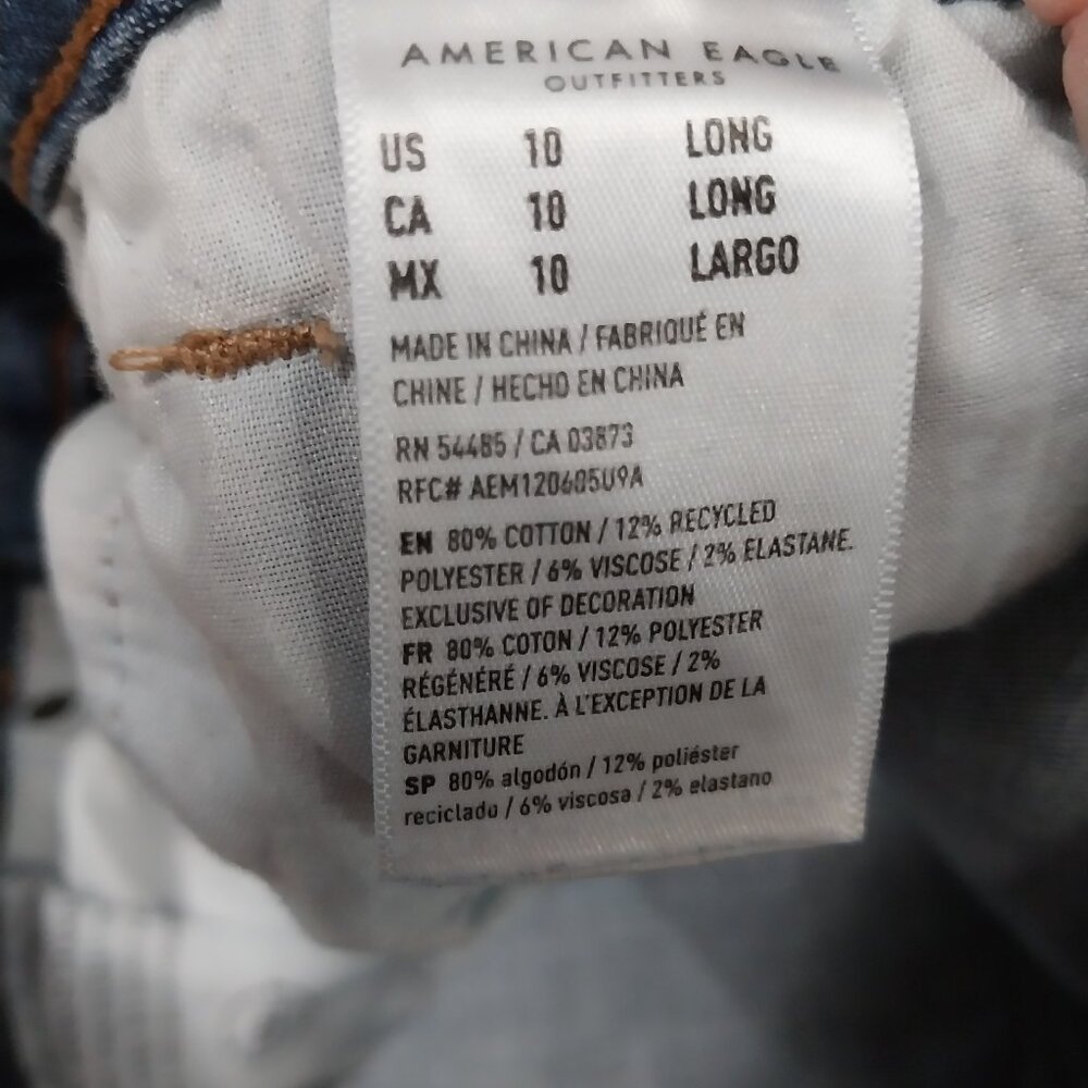 3437 Size 10 Upcycled American Eagle Bell-Bottom Jeans In Sugan Sculls Print. - Picture 6 of 6